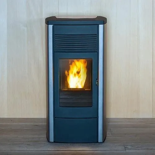 P Poele-a-granules-MCZ-EGO-1 Pelletofen MCZ EGO Comfort Air Maestro 10kW – Bild 1